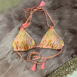 Victoria’s Secret bikini top